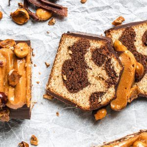 bizcocho-avellana-caramelo-chocolate-receta